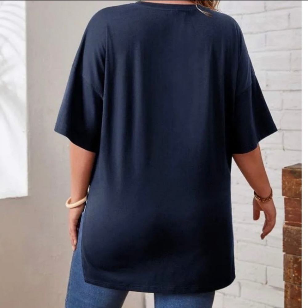 Plus Size Tunic Cheetah Pocket Navy Southern Chic Short Sleeve - Picture 3 of 3